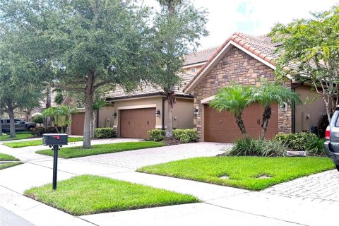 Touwnhouse à vendre à Orlando, Floride: 4 chambres, 201.41 m2 № 1915971 - photo 2