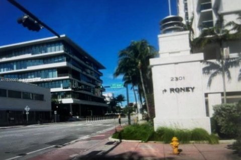 Condominio en venta en Miami Beach, Florida, 70.61 m2 № 1811819 - foto 2