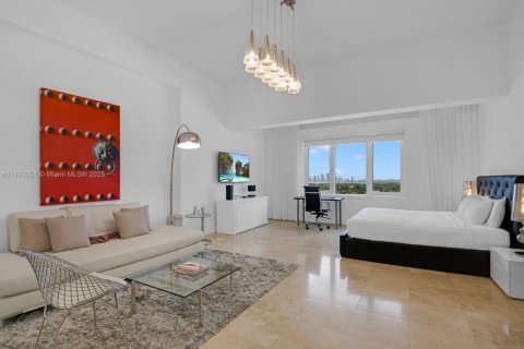 Condominio en venta en Miami Beach, Florida, 70.61 m2 № 1811819 - foto 9