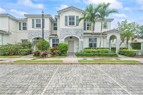 Townhouse in Homestead, Florida 3 bedrooms, 129.41 sq.m. № 1839759 - photo 1