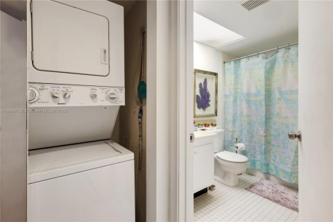 Copropriété à louer à Pembroke Pines, Floride: 2 chambres, 140 m2 № 1952881 - photo 14