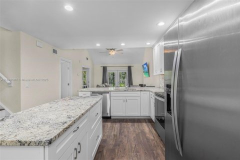 Townhouse in Boca Raton, Florida 2 bedrooms, 103.03 sq.m. № 1850334 - photo 8