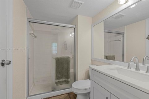 Townhouse in Boca Raton, Florida 2 bedrooms, 103.03 sq.m. № 1850334 - photo 17