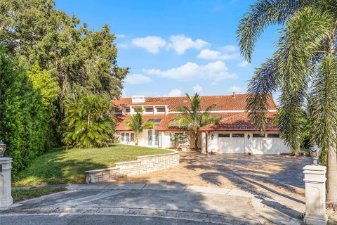 Casa en venta en Orlando, Florida, 6 dormitorios, 503.72 m2 № 2303254 - foto 4