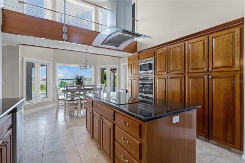 Casa en venta en Orlando, Florida, 6 dormitorios, 503.72 m2 № 2303254 - foto 16