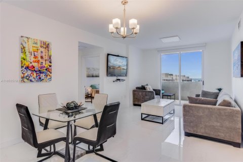 Copropriété à louer à Miami, Floride: 2 chambres, 86.4 m2 № 1872222 - photo 3
