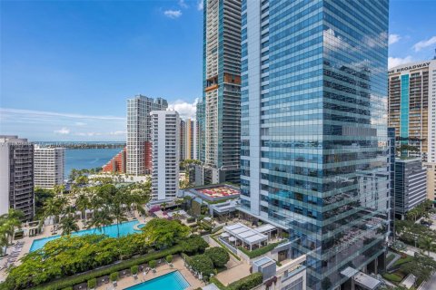 Copropriété à louer à Miami, Floride: 2 chambres, 86.4 m2 № 1872222 - photo 22