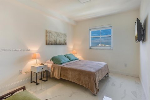 Copropriété à louer à Miami, Floride: 2 chambres, 86.4 m2 № 1872222 - photo 11