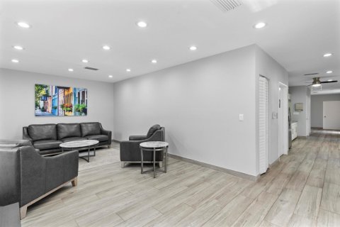 Купить кондоминиум в Помпано-Бич, Флорида 3 комнаты, 120.59м2, № 2083747 - фото 20