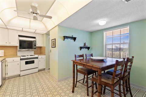 Купить кондоминиум в Помпано-Бич, Флорида 3 комнаты, 120.59м2, № 2083747 - фото 13