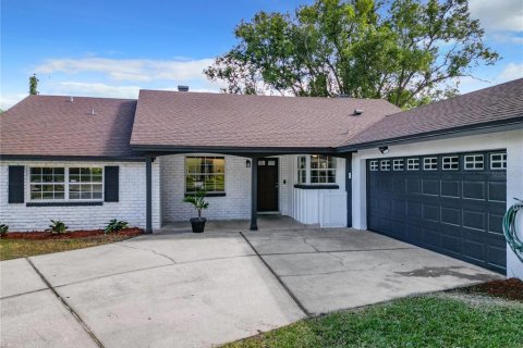 Casa en venta en Belle Isle, Florida, 3 dormitorios, 182.74 m2 № 1912130 - foto 3