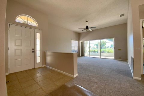 House in Bradenton, Florida 2 bedrooms, 165.37 sq.m. № 2093210 - photo 12