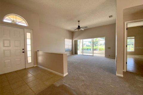 House in Bradenton, Florida 2 bedrooms, 165.37 sq.m. № 2093210 - photo 18