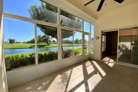 House in Bradenton, Florida 2 bedrooms, 165.37 sq.m. № 2093210 - photo 10