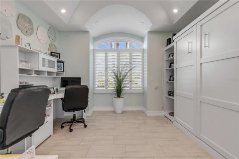House in New Smyrna Beach, Florida 6 bedrooms, 386.85 sq.m. № 2203895 - photo 23