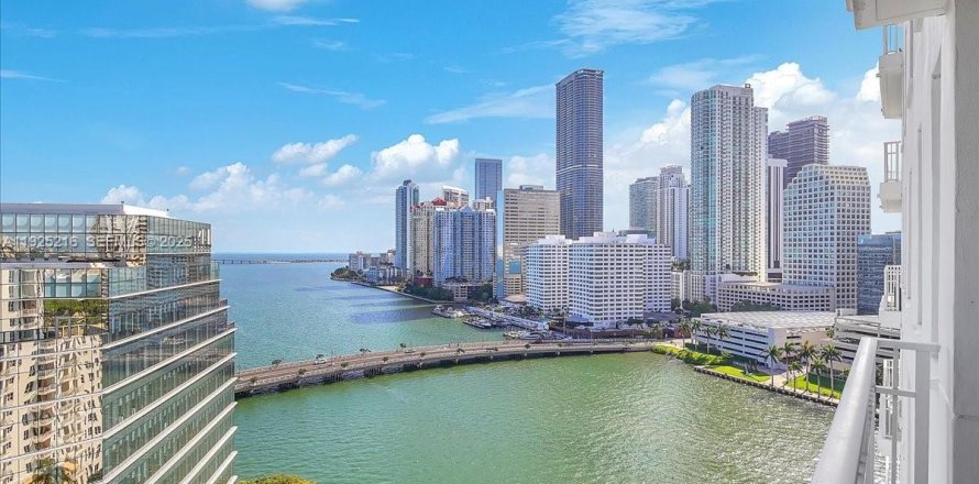 Condo à Miami, Floride, 2 chambres  № 1983990