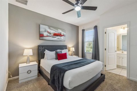 Casa en venta en Davenport, Florida, 12 dormitorios, 454.01 m2 № 2217664 - foto 24
