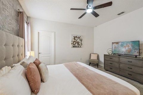 Casa en venta en Davenport, Florida, 12 dormitorios, 454.01 m2 № 2217664 - foto 30