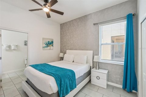 Casa en venta en Davenport, Florida, 12 dormitorios, 454.01 m2 № 2217664 - foto 18
