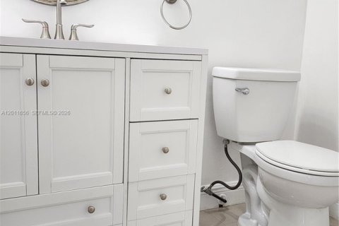 Снять в аренду кондоминиум в Холливуд, Флорида 1 спальня, 85.47м2, № 2075415 - фото 19