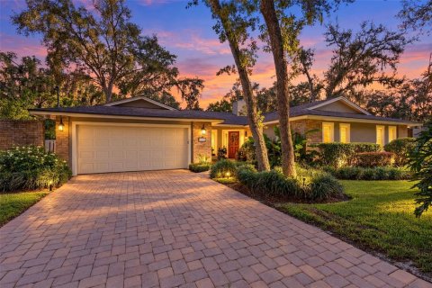 House in Longwood, Florida 3 bedrooms, 154.03 sq.m. № 2395936