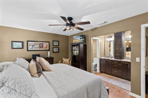 House in Longwood, Florida 3 bedrooms, 154.03 sq.m. № 2395936 - photo 19