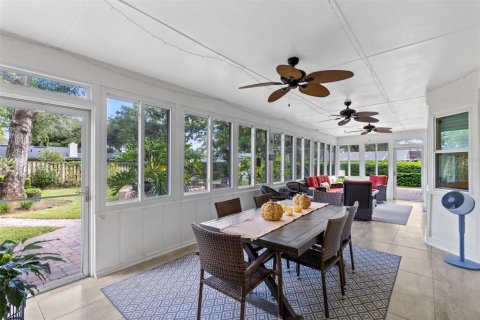 House in Longwood, Florida 3 bedrooms, 154.03 sq.m. № 2395936 - photo 12
