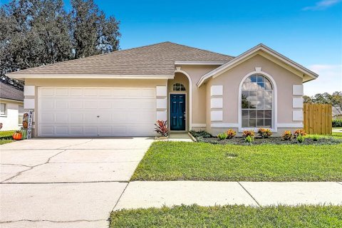 House in Wesley Chapel, Florida 3 bedrooms, 138.24 sq.m. № 2395862