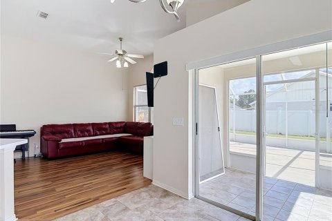 House in Wesley Chapel, Florida 3 bedrooms, 138.24 sq.m. № 2395862 - photo 21