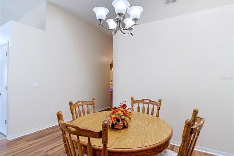 House in Wesley Chapel, Florida 3 bedrooms, 138.24 sq.m. № 2395862 - photo 8
