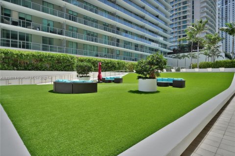 Купить кондоминиум в Майами, Флорида 2 спальни, 94.11м2, № 1826098 - фото 22