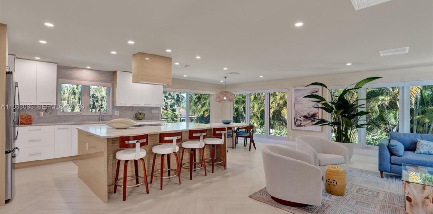 Villa ou maison à Lauderdale-by-the-Sea, Floride 3 chambres, 178.28 m2 № 2025844