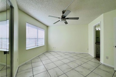Copropriété à louer à Orlando, Floride: 2 chambres, 76.18 m2 № 2410481 - photo 11
