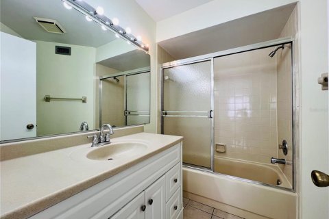 Copropriété à louer à Orlando, Floride: 2 chambres, 76.18 m2 № 2410481 - photo 12