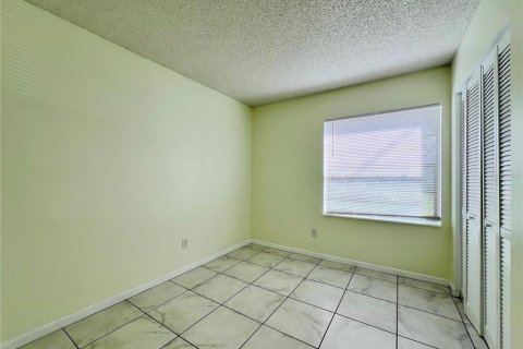 Copropriété à louer à Orlando, Floride: 2 chambres, 76.18 m2 № 2410481 - photo 10