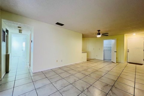 Copropriété à louer à Orlando, Floride: 2 chambres, 76.18 m2 № 2410481 - photo 7