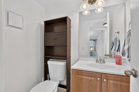 Condo in Boca Raton, Florida, 2 bedrooms № 2244620 - photo 8