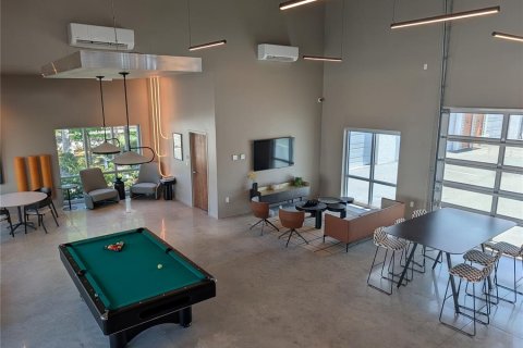 Commercial property in Saint Petersburg, Florida 133.78 sq.m. № 2369426 - photo 14