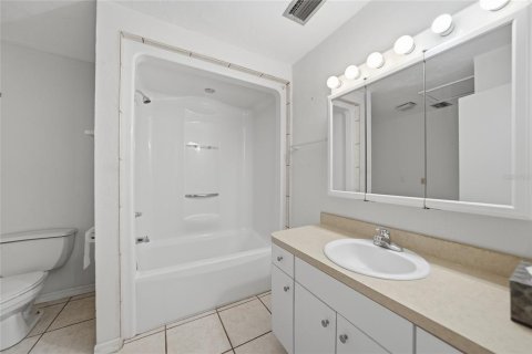 Villa ou maison à vendre à Arcadia, Floride: 3 chambres, 302.49 m2 № 2094402 - photo 19
