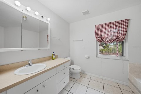 Villa ou maison à vendre à Arcadia, Floride: 3 chambres, 302.49 m2 № 2094402 - photo 27