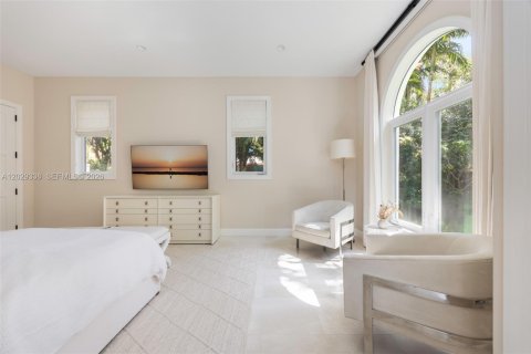 Villa ou maison à louer à Miami, Floride: 4 chambres, 360 m2 № 2171918 - photo 5
