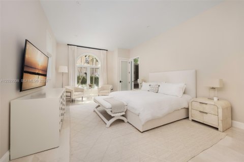 Villa ou maison à louer à Miami, Floride: 4 chambres, 360 m2 № 2171918 - photo 4