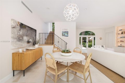 Villa ou maison à louer à Miami, Floride: 4 chambres, 360 m2 № 2171918 - photo 18