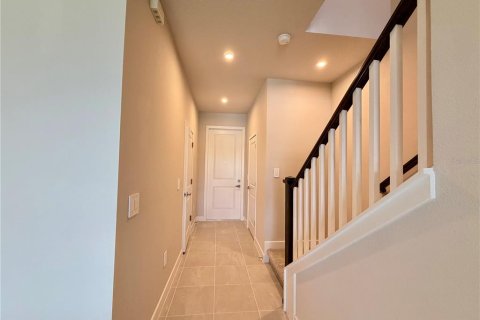 Touwnhouse à louer à Lakewood Ranch, Floride: 3 chambres, 155.52 m2 № 2092363 - photo 3