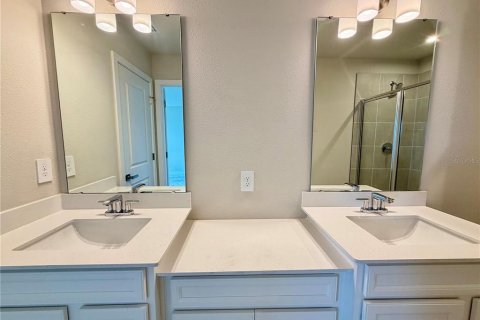 Touwnhouse à louer à Lakewood Ranch, Floride: 3 chambres, 155.52 m2 № 2092363 - photo 30