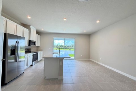 Touwnhouse à louer à Lakewood Ranch, Floride: 3 chambres, 155.52 m2 № 2092363 - photo 7