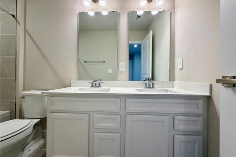 Touwnhouse à louer à Lakewood Ranch, Floride: 3 chambres, 155.52 m2 № 2092363 - photo 23