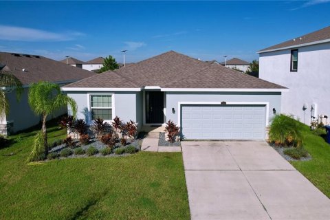 Villa ou maison à Wesley Chapel, Floride 4 chambres, 189.24 m2 № 2143735