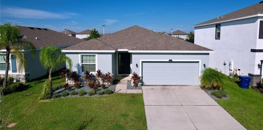 Villa ou maison à Wesley Chapel, Floride 4 chambres, 189.24 m2 № 2143735