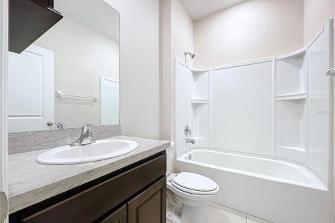 Villa ou maison à vendre à Wesley Chapel, Floride: 4 chambres, 189.24 m2 № 2143735 - photo 8